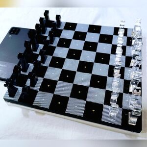 Luxury Travel, Magnetic Self Contained Chess Set! 10' Board with All Pieces!